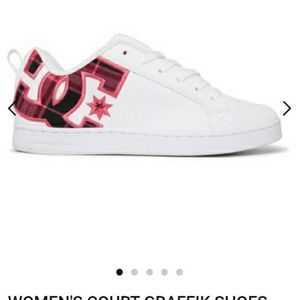 Womens DC shoes size 7.5